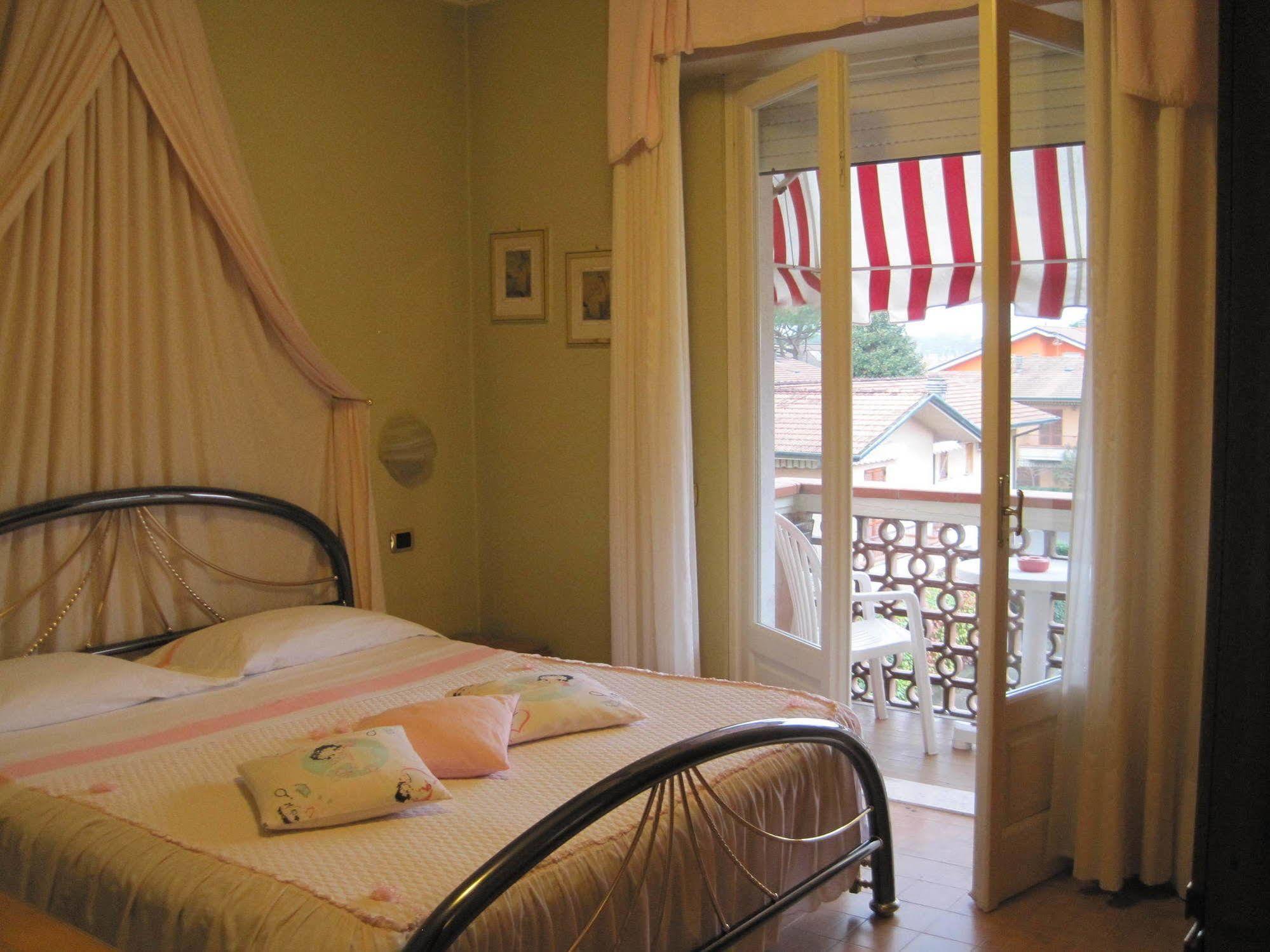 Hotel Matilde มารีนา ดิ มาซซา ภายนอก รูปภาพ